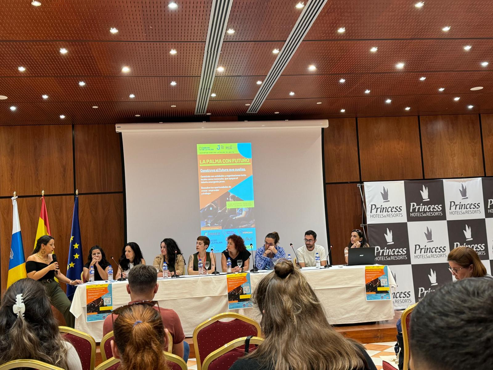 ADER La Palma informa sobre el programa LEADER y los Proyectos Paraguas en las charlas ‘La Palma con Futuro’